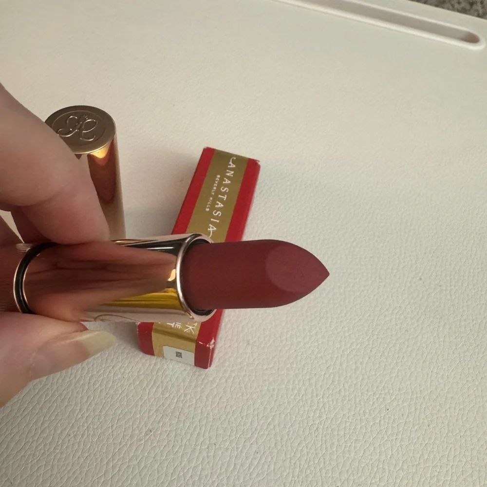 NEW Anastasia Beverly Hills satin lipstick